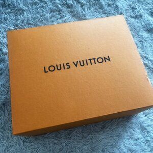 Louis Vuitton (Box Only)